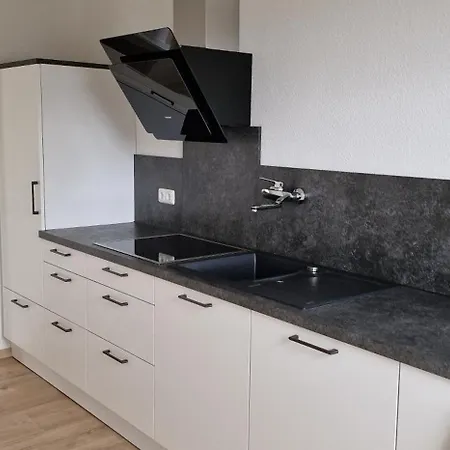 Appartement Haus Fur Alle --souterrain--